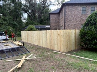 Fence installation service